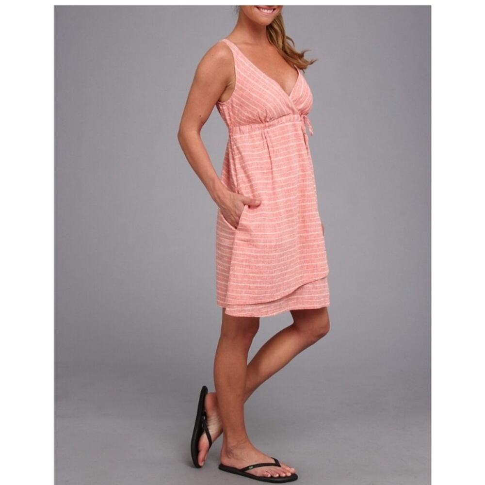 Patagonia island hemp crossover dress size 8 pink